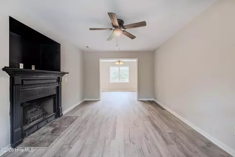 Living - 213 Loren Rd, Hubert, NC 28539 photo 1 of 7