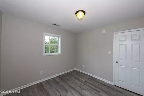 Bedroom - 213 Loren Rd, Hubert, NC 28539 photo 6 of 7
