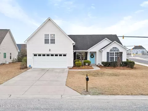 2602 Bow Hunter Dr, Wilmington, NC 28411