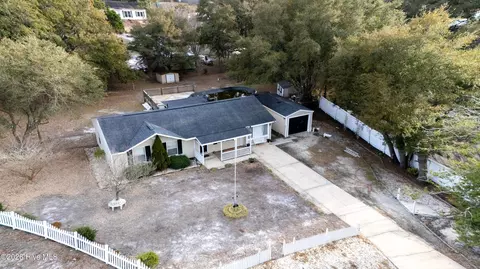 View/Area - 139 Pine Ct, Hubert, NC 28539 photo 2 of 5