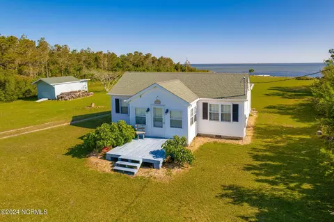 2524 Cedar Island Rd, Cedar Island, NC 28520