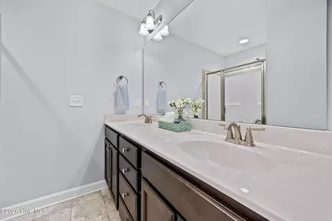 Bath - 206 Pine Island Dr, Hampstead, NC 28443 photo 4 of 4