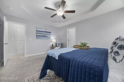 Bedroom - 206 Pine Island Dr, Hampstead, NC 28443 photo 5 of 7