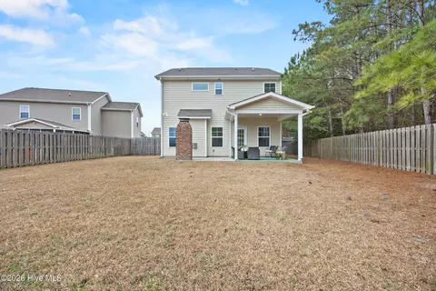 Exterior - 206 Pine Island Dr, Hampstead, NC 28443 photo 7 of 8