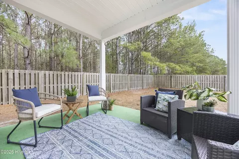 Exterior - 206 Pine Island Dr, Hampstead, NC 28443 photo 3 of 8
