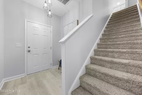 Entry Way - 206 Pine Island Dr, Hampstead, NC 28443 photo 1 of 6