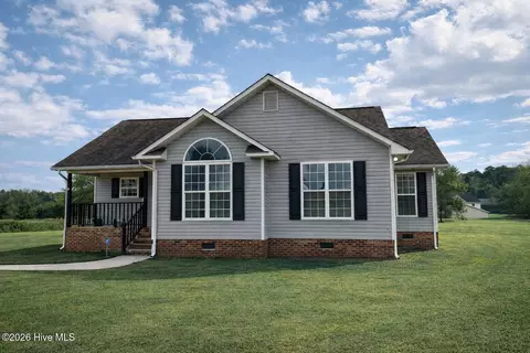 14341 Buckingham Rd, Laurinburg, NC 28352