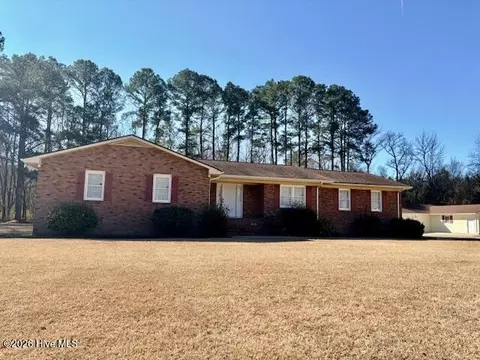1181 Institute Rd, Kinston, NC 28504