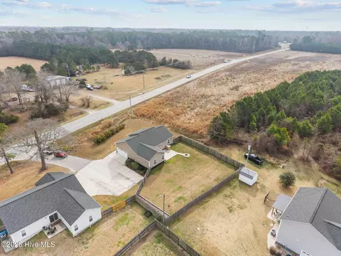 View/Area - 836 Queens Creek Rd, Hubert, NC 28539 photo 5 of 6