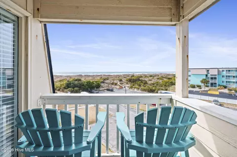 1904 E Fort Macon Rd #332, Atlantic Beach, NC 28512