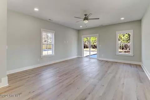 Living - 447 Factory Rd, Hampstead, NC 28443 photo 2 of 3