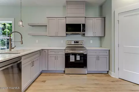 Kitchen - 447 Factory Rd, Hampstead, NC 28443 photo 1 of 2