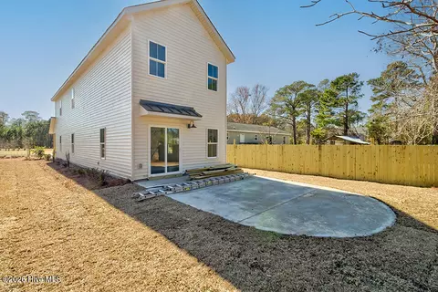 Exterior - 439 Factory Rd, Hampstead, NC 28443 photo 2 of 3