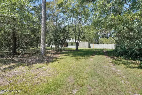 207 Whispering Pines Ct, Hampstead, NC 28443 photo 34
