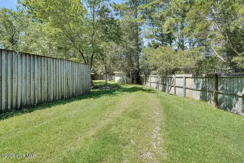 207 Whispering Pines Ct, Hampstead, NC 28443 photo 31