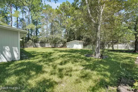 207 Whispering Pines Ct, Hampstead, NC 28443 photo 28