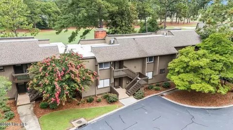 800 Saint Andrews Dr # 247, Pinehurst, NC 28374