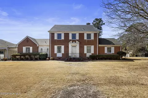 201 E Hargett St, Richlands, NC 28574