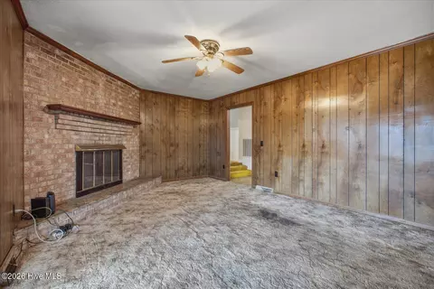 Living - 121 Loop Rd, Leland, NC 28451 photo 4 of 4