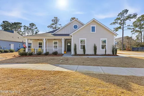 321 Arden Dr, Hampstead, NC 28443