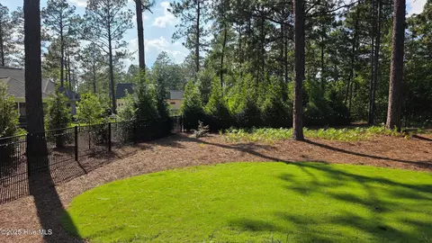 Exterior - 4 Kenilwood Ct, Pinehurst, NC 28374 photo 5 of 15