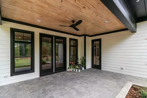 Exterior - 4 Kenilwood Ct, Pinehurst, NC 28374 photo 5 of 12