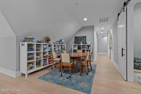 Entry Way - 4 Kenilwood Ct, Pinehurst, NC 28374 photo 4 of 6