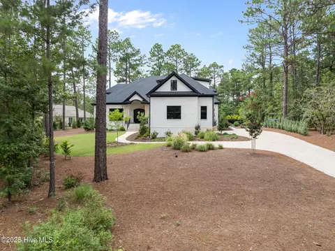 Exterior - 4 Kenilwood Ct, Pinehurst, NC 28374 photo 9 of 12