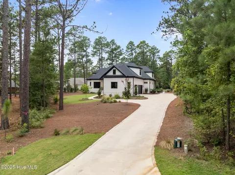 Exterior - 4 Kenilwood Ct, Pinehurst, NC 28374 photo 7 of 12
