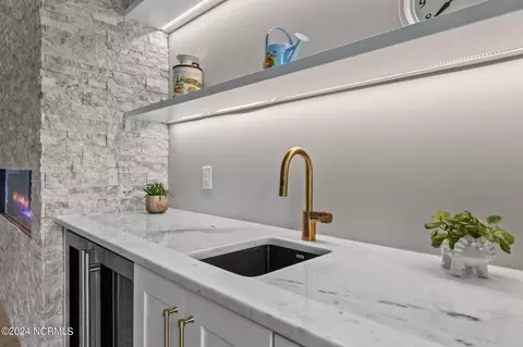 Kitchen - 4 Kenilwood Ct, Pinehurst, NC 28374 photo 1 of 3