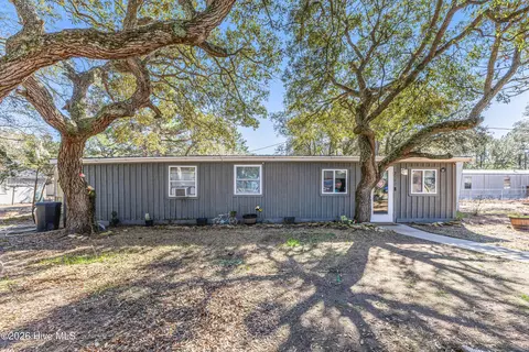 2749 White St SW, Supply, NC 28462