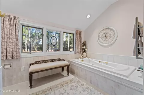 Bath - 65 Stoneykirk Dr, Pinehurst, NC 28374 photo 2 of 4