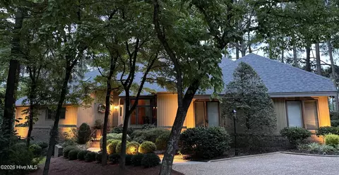 65 Stoneykirk Dr, Pinehurst, NC 28374