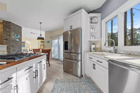 Kitchen - 65 Stoneykirk Dr, Pinehurst, NC 28374 photo 3 of 3