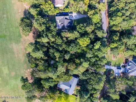 610 Saw Grass Rd, Hampstead, NC 28443 photo 4
