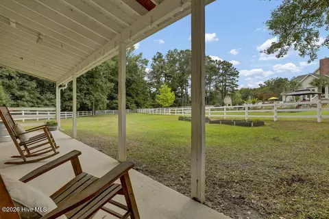Exterior - 350 Whitebridge Rd, Hampstead, NC 28443 photo 14 of 26
