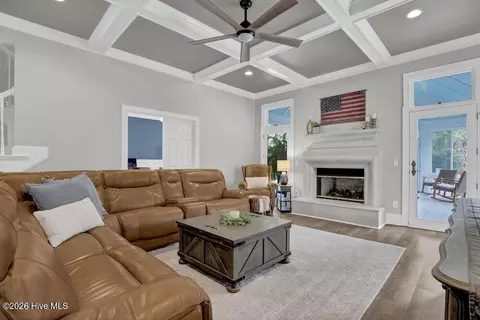 Living - 350 Whitebridge Rd, Hampstead, NC 28443 photo 1 of 1