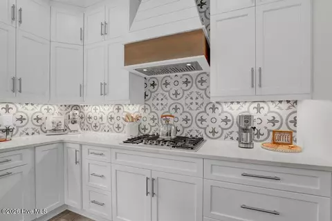 Kitchen - 350 Whitebridge Rd, Hampstead, NC 28443 photo 3 of 5