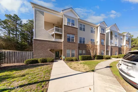 4527 Sagedale Dr UNIT 201, Wilmington, NC 28405