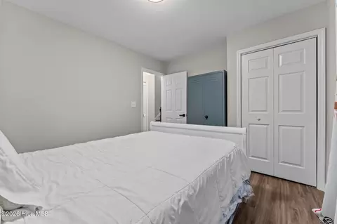 Bedroom - 850 Burning Tree Rd, Pinehurst, NC 28374 photo 3 of 4