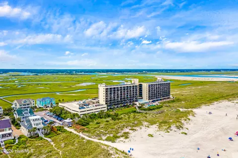 2700 N Lumina Ave #209, Wrightsville Beach, NC 28480