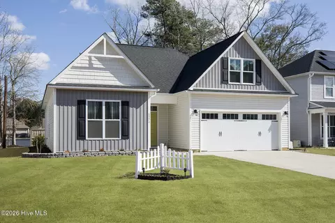 1274 Dabney Park Dr, Leland, NC 28451