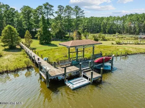 186 Creek Dr, Aurora, NC 27806