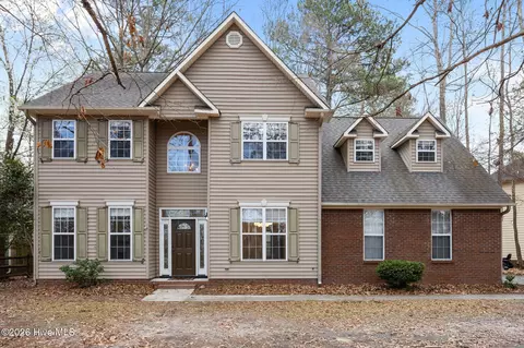 111 Dockside Dr, Jacksonville, NC 28546