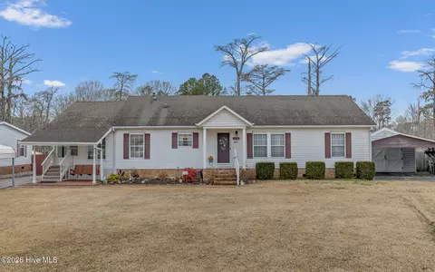 116 W Island Trl, Hertford, NC 27944