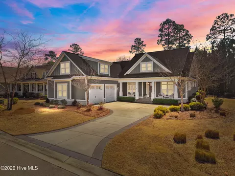 6028 Shore Park Dr, Leland, NC 28451