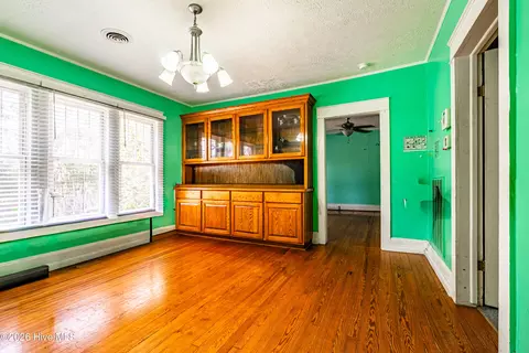 Dining - 402 E 2nd Ave, Chadbourn, NC 28431 photo 1 of 2