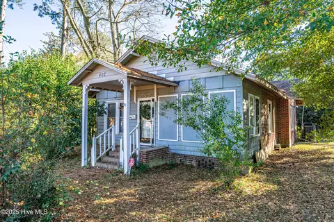 402 E 2nd Ave, Chadbourn, NC 28431