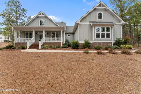 30 Abington Dr, Pinehurst, NC 28374 photo 2