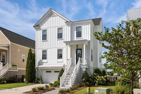 301 Moss Way, Washington, NC 27889